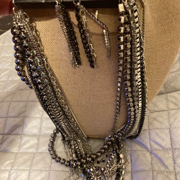 Fabulous long necklace - Picture 2 of 5